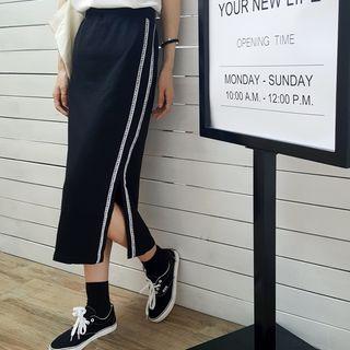 Lettering Trim Slit-side Midi Skirt