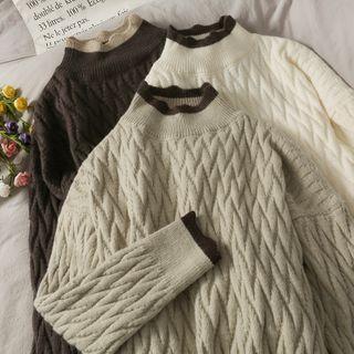 Contrasted Loose-fit Mock-neck Sweater