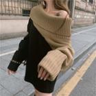 Two-tone Off-shoulder Sweater Sweater - One Size