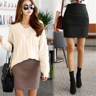 Slit-side Mini Skirt