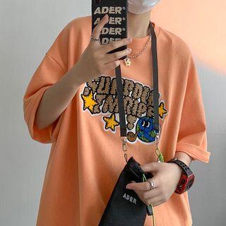 Short-sleeve Earth Embroidered T-shirt