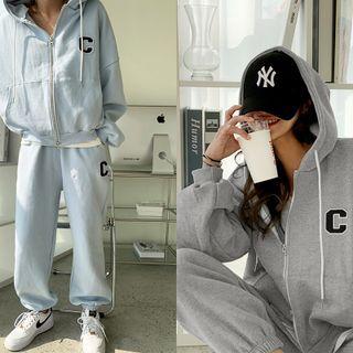 Fleece-lined C Letter Patch Zip-up Hoodie