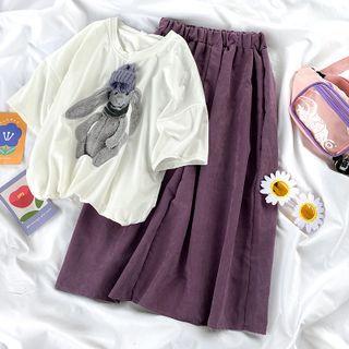 Elbow-sleeve Rabbit Print T-shirt / Midi A-line Skirt