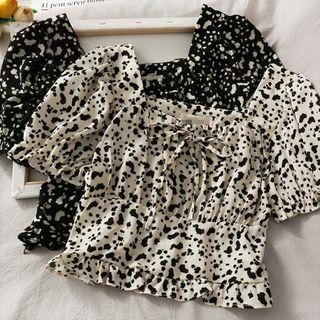 Ruffled-trim Ruched Ribbon Top