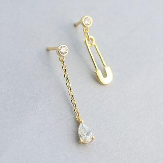 Non-matching 925 Sterling Silver Rhinestone Safety Pin Dangle Earring