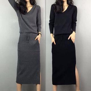 V-neck Split-hem Midi Sweater Dress