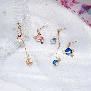 Non-matching Planet & Rabbit Dangle Earring