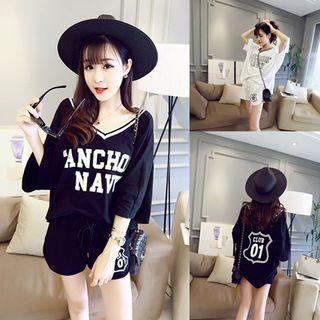 Set: Printed 3/4-sleeve T-shirt + Shorts