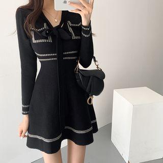 Long-sleeve Contrast Trim Tie Neck Dress