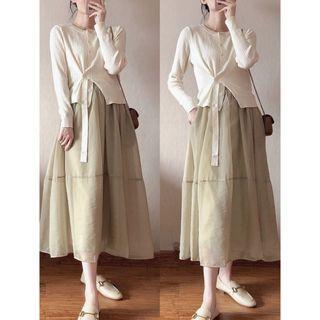 Button-up Knit Top / Midi A-line Skirt / Set