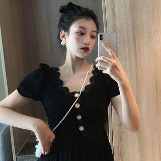 Scallop Edge Short-sleeve Midi A-line Dress