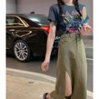 Short-sleeve Printed T-shirt / Slit Midi Skirt