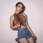 Sleeveless Leopard-print T-shirt