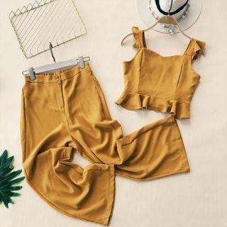 Set: Frill-trim Tank Top + Cropped Pants