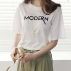 Modern Lettering T-shirt
