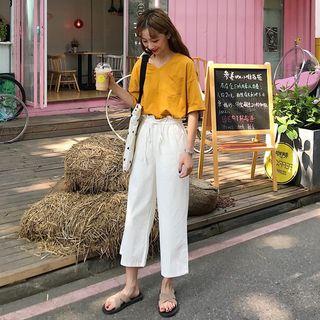 Plain V-neck Short-sleeve Loose-fit T-shirt / Cropped Wide-leg Pants