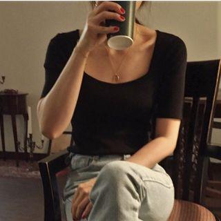 Square-neck Cropped T-shirt Black - One Size