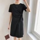 Short-sleeve Twisted Shift Dress