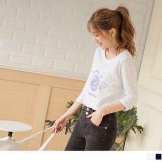 Planet Printing 3/4-sleeve Round Neck T-shirt