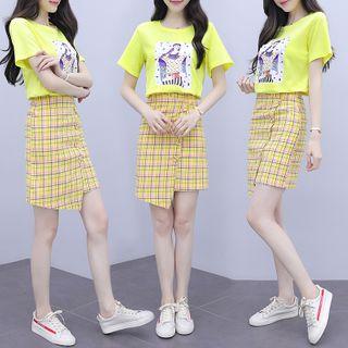 Set: Short-sleeve T-shirt + Plaid Mini A-line Skirt