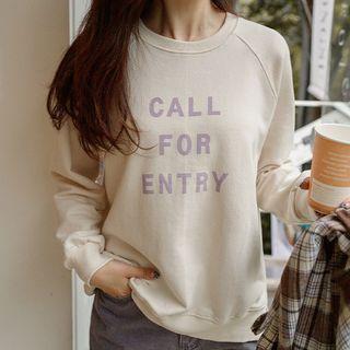 Raglan Letter Slit-side Sweatshirt