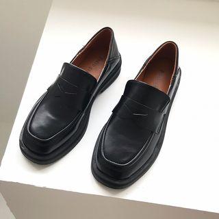 Low Heel Square-toe Loafers