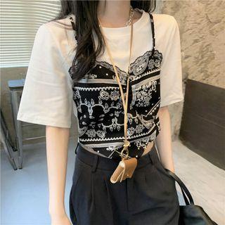 Short-sleeve Mock Two-piece Paisley Print Cropped T-shirt