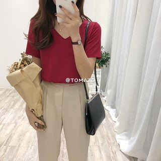 V-neck Short-sleeve T-shirt Maroon - One Size