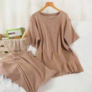 Set: Short-sleeve Plain Knit Top + Wide-leg Pants
