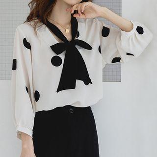 Bow Accent 3/4-sleeve Dotted Blouse