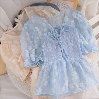 Short-sleeve Floral Mesh Blouse