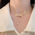Butterfly Faux Pearl Pendant Alloy Choker Necklace - Butterfly - Gold - One Size