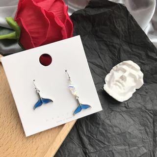 Non-matching Mermaid Tail Dangle Earring