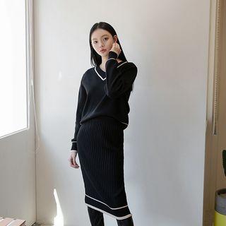 Set: V-neck Piped Knit Top + Midi Pleated Skirt