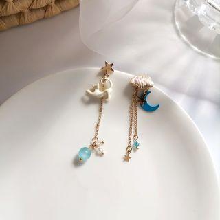 Non-matching Cat & Moon Dangle Earring