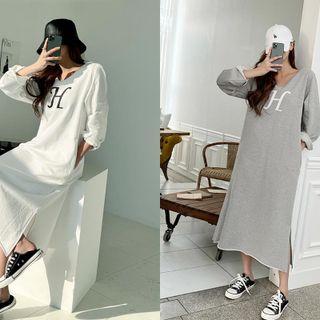 Padded-shoulder Letter Long T-shirtdress