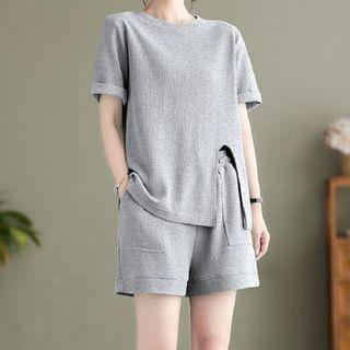 Set: Elbow-sleeve Slit T-shirt + Shorts