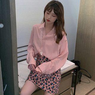 Plain Shirt / Leopard Print Mini A-line Skirt