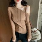 Cold-shoulder Buttoned Ribbed Knit Top