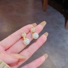 Faux Pearl Stud Earring E3188 - 1 Pair - Gold & White - One Size