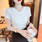 Mock Two-piece Short-sleeve Faux Pearl T-shirt