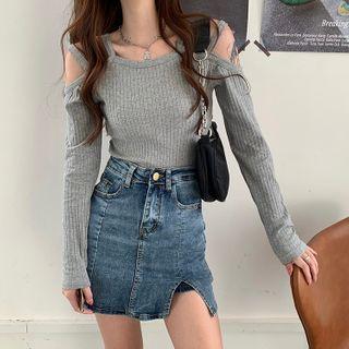 Cold-shoulder Ribbed T-shirt / Denim Skort