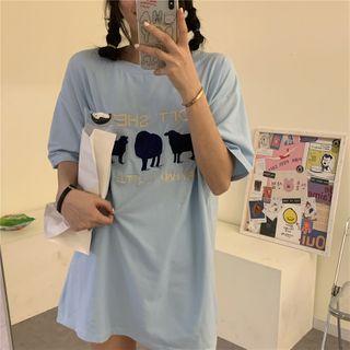Elbow-sleeve Sheep Embroidered T-shirt