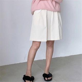 Band-waist Pintuck-trim Wide-leg Shorts