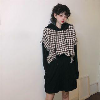 Houndstooth Panel Hoodie / A-line Skirt