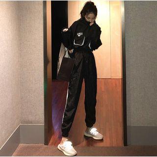 Hooded Zip Top / Striped Jogger Pants