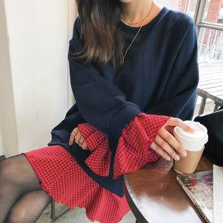 Ruffled-hem Houndstooth Sweatshirt