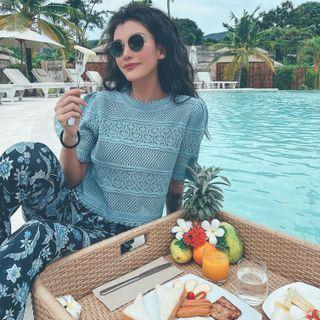 Round-neck Plain Knit Cutout Cropped Top