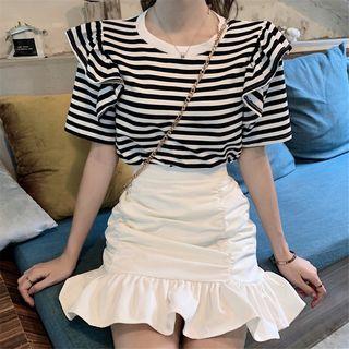 Striped Ruffled Short-sleeve T-shirt