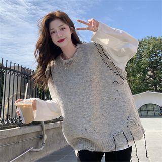 Long-sleeve Plain Loose-fit T-shirt / Distressed Knit Vest